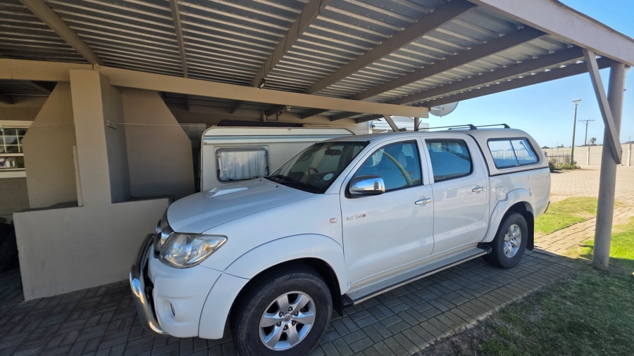 2 Bedroom Property for Sale in Hartenbos Central Western Cape